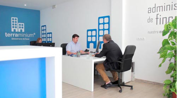 La red de franquicias Terraminium se lanza a la adquisición de carteras de comunidades de vecinos