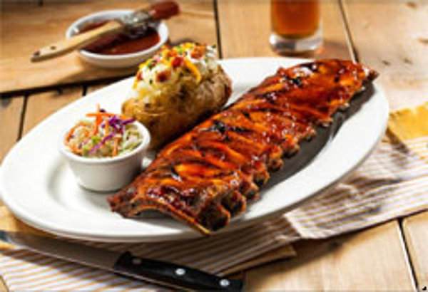 La cadena americana Tony Roma´s desembarca en Baleares con sus legendarias costillas