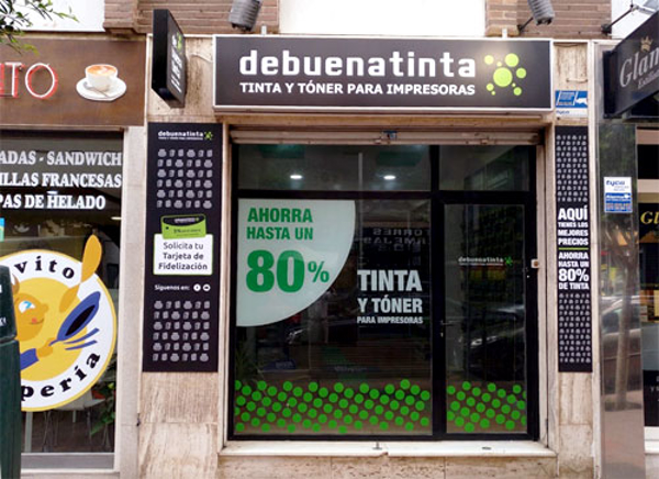Debuenatinta se estrena en Almería