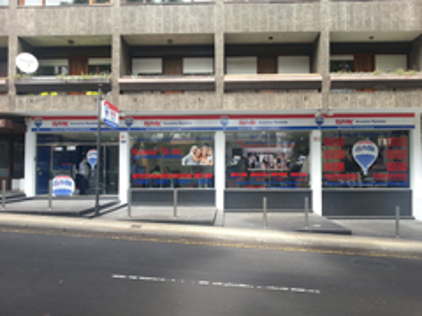 La red de franquicias Re/max España y sus franquiciados premian el trabajo de colaboración de los agentes canarios