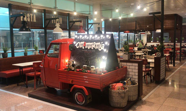 Eat Out Travel inaugura una franquicia O Mamma Mia en el aeropuerto de Barcelona