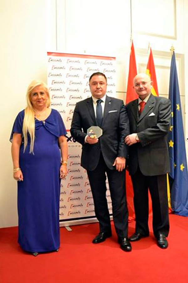 La franquicia Fundación Avata premiada en los Premios San Raimundo Peñafort