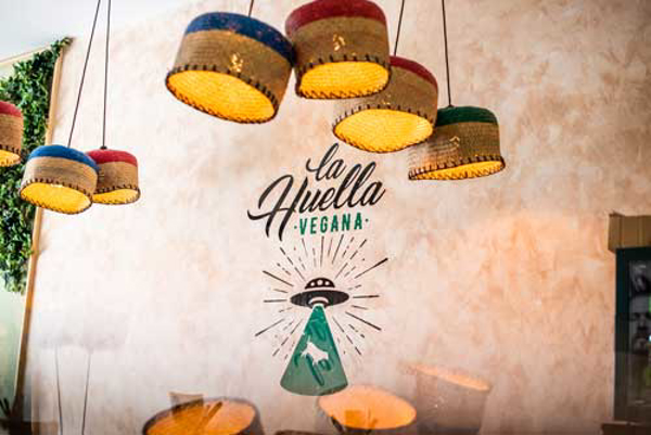 La Huella Vegana se convierte en el primer restaurante vegano que franquicia su negocio