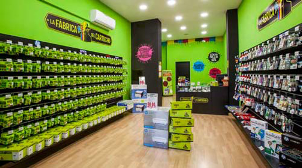 La Fábrica del Cartucho abre cuatro nuevas franquicias este último trimestre