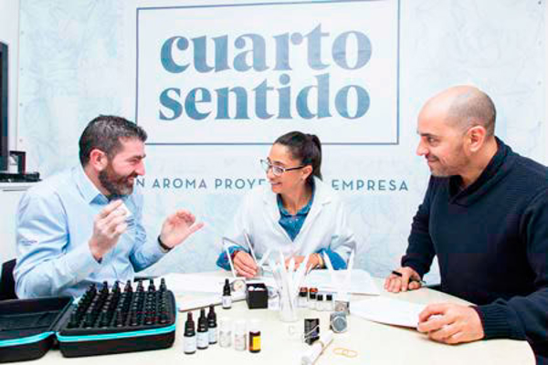 Las franquicias de TICNOVA implantan fragancias personalizadas en sus puntos de venta para mejorar la experiencia de sus visitantes