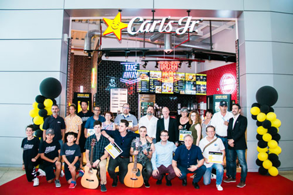 La franquicia Carl’s Jr. premia a  “Las Estrellas de Rivas Vaciamadrid”