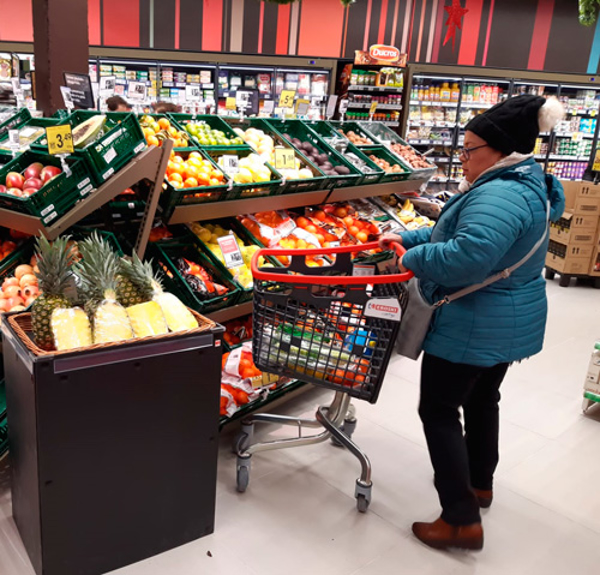 El Grupo de franquicias Eroski inaugura un nuevo supermercado franquiciado en vitoriaVitoria