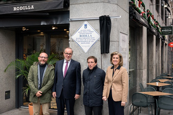 Inauguración en Madrid del 80 aniversario de Rodilla.