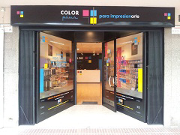 Color Plus inaugura franquicia en Salou