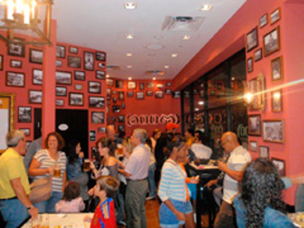 Obama se hace eco de la popularidad de 100 Montaditos